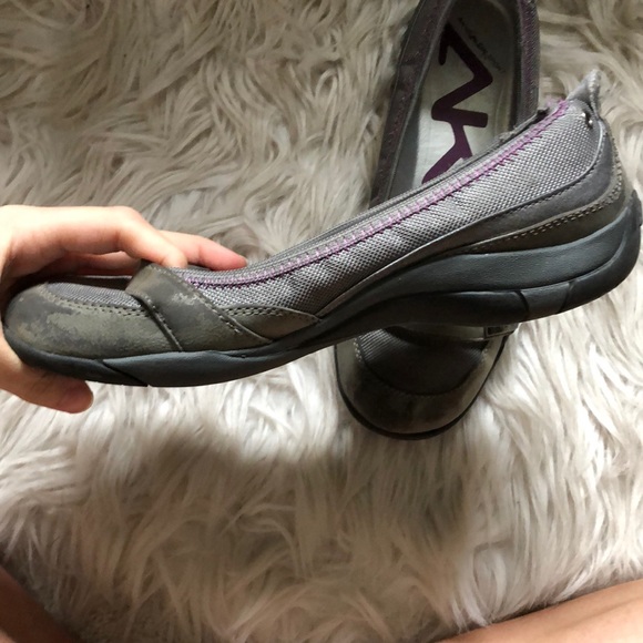 Annie Klein Sport Flats - Picture 2 of 4